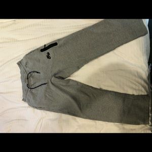 Nike Sportswear sweats